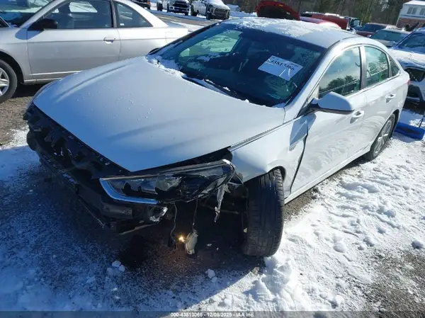 5NPE24AFXJH603939 2018 HYUNDAI SONATA - Image 2