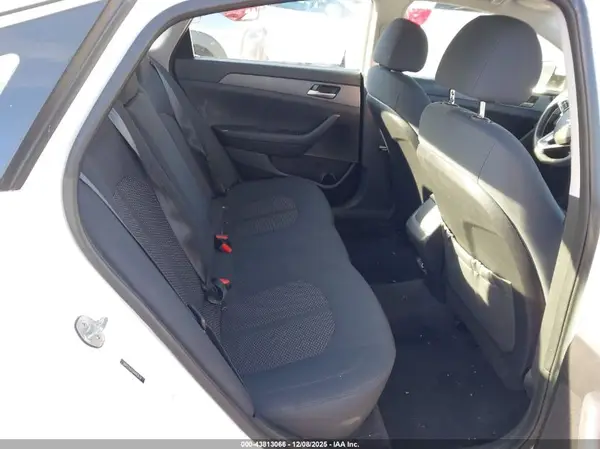5NPE24AFXJH603939 2018 HYUNDAI SONATA - Image 8