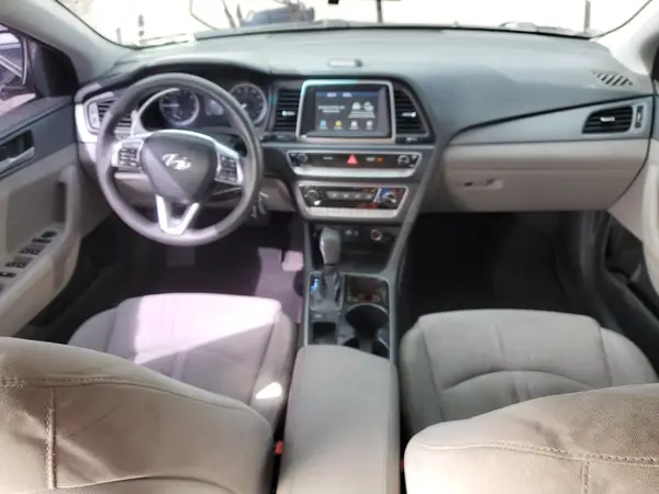 5NPE24AFXJH604749 2018 HYUNDAI SONATA - Image 8