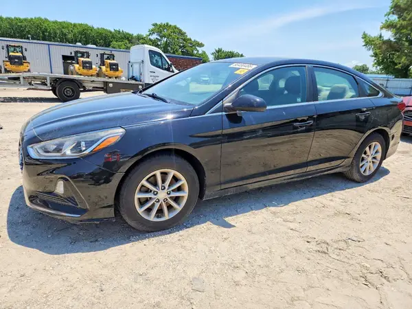 5NPE24AFXJH605223 2018 HYUNDAI SONATA - Image 1