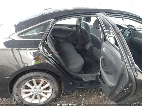 5NPE24AFXJH607084 2018 HYUNDAI SONATA - Image 8