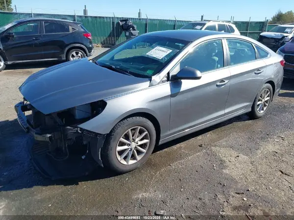 5NPE24AFXJH615296 2018 HYUNDAI SONATA - Image 2