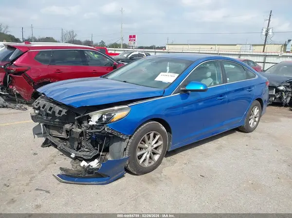 5NPE24AFXJH615699 2018 HYUNDAI SONATA - Image 2