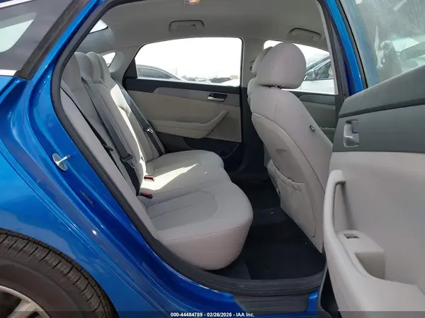 5NPE24AFXJH615699 2018 HYUNDAI SONATA - Image 8