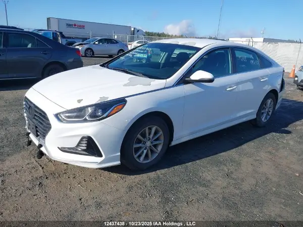 5NPE24AFXJH616108 2018 HYUNDAI SONATA - Image 2