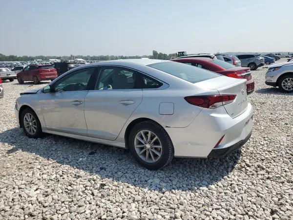 5NPE24AFXJH618070 2018 HYUNDAI SONATA - Image 2