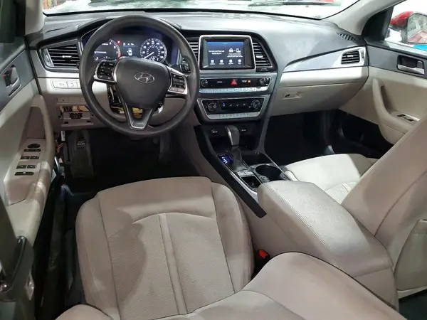 5NPE24AFXJH621048 2018 HYUNDAI SONATA - Image 8