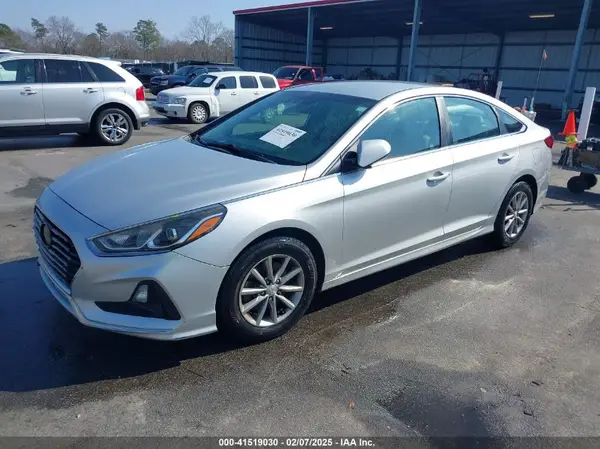 5NPE24AFXJH621471 2018 HYUNDAI SONATA - Image 2