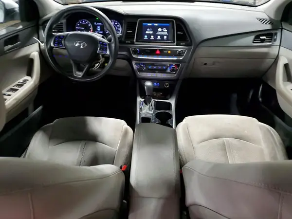 5NPE24AFXJH626699 2018 HYUNDAI SONATA - Image 8