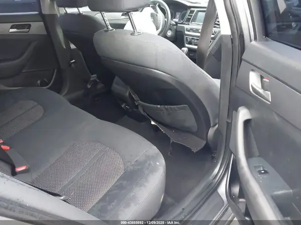 5NPE24AFXJH633555 2018 HYUNDAI SONATA - Image 8