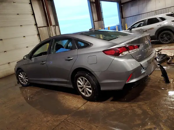5NPE24AFXJH644328 2018 HYUNDAI SONATA - Image 2