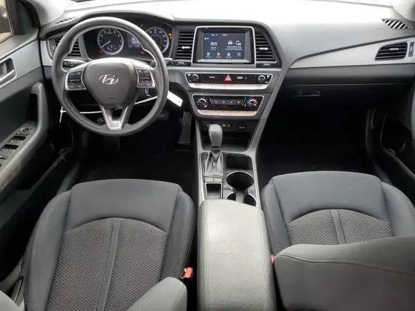 5NPE24AFXJH644975 2018 HYUNDAI SONATA - Image 8