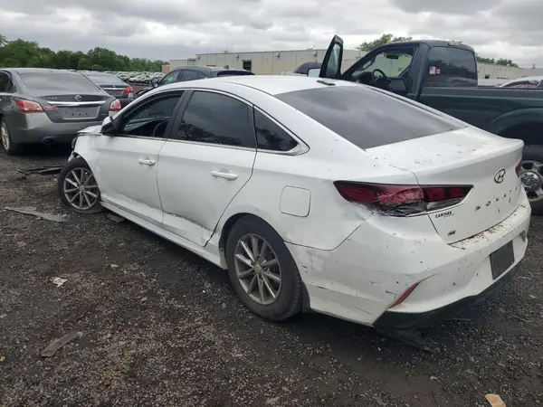 5NPE24AFXJH645205 2018 HYUNDAI SONATA - Image 2