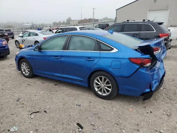 5NPE24AFXJH650470 2018 HYUNDAI SONATA - Image 2