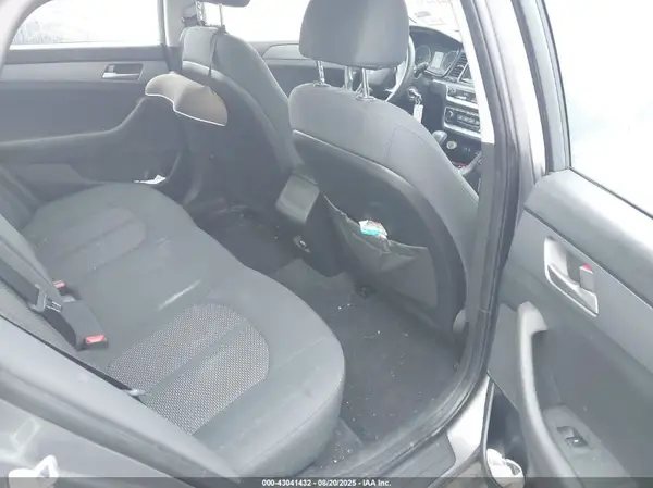 5NPE24AFXJH655894 2018 HYUNDAI SONATA - Image 8