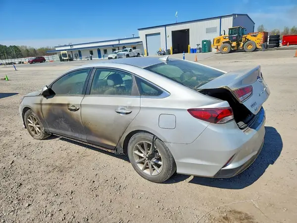 5NPE24AFXJH657192 2018 HYUNDAI SONATA - Image 2
