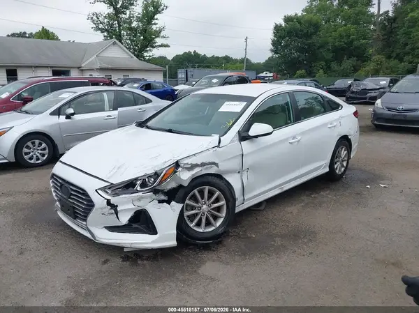 5NPE24AFXJH658102 2018 HYUNDAI SONATA - Image 2