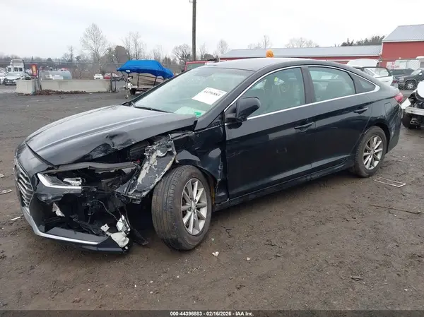 5NPE24AFXJH658715 2018 HYUNDAI SONATA - Image 2