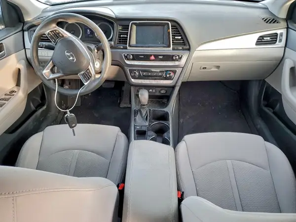 5NPE24AFXJH663302 2018 HYUNDAI SONATA - Image 8
