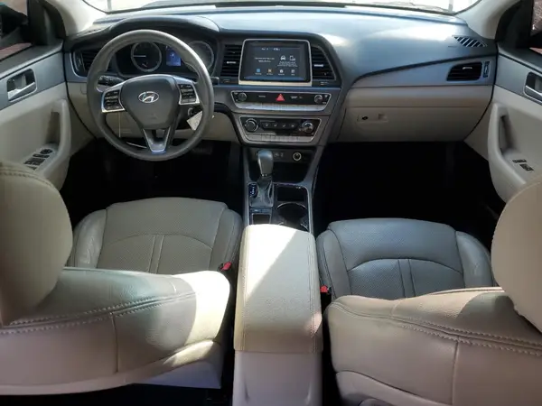 5NPE24AFXJH665938 2018 HYUNDAI SONATA - Image 8