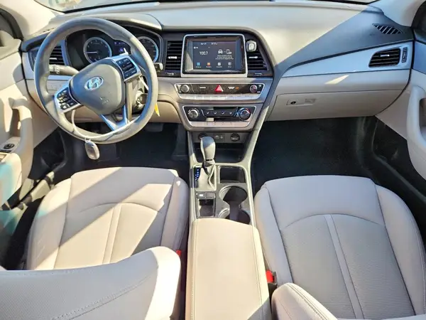5NPE24AFXJH668144 2018 HYUNDAI SONATA - Image 8