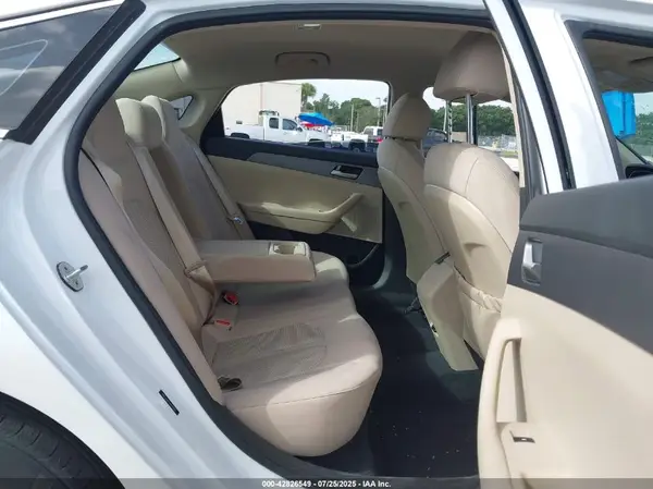 5NPE24AFXJH668922 2018 HYUNDAI SONATA - Image 8