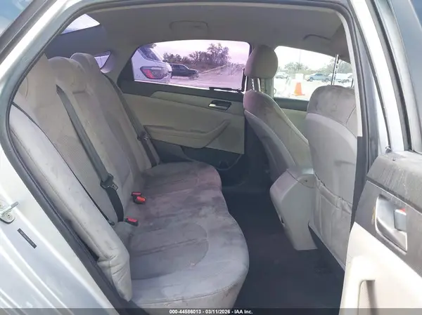 5NPE24AFXJH673375 2018 HYUNDAI SONATA - Image 8
