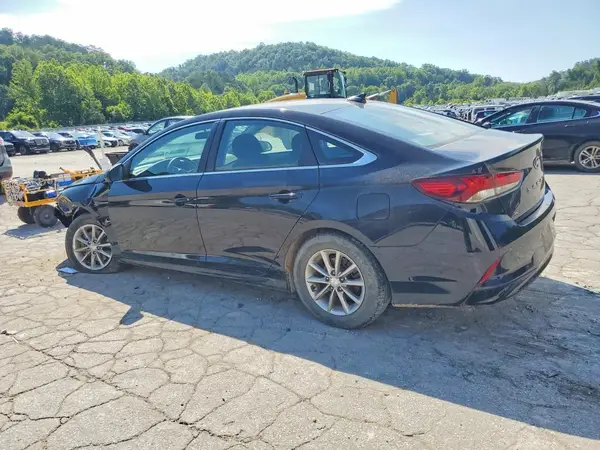 5NPE24AFXJH676163 2018 HYUNDAI SONATA - Image 2