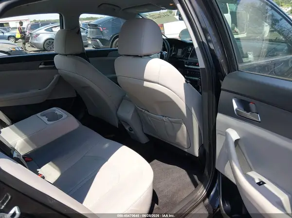 5NPE24AFXJH679760 2018 HYUNDAI SONATA - Image 8