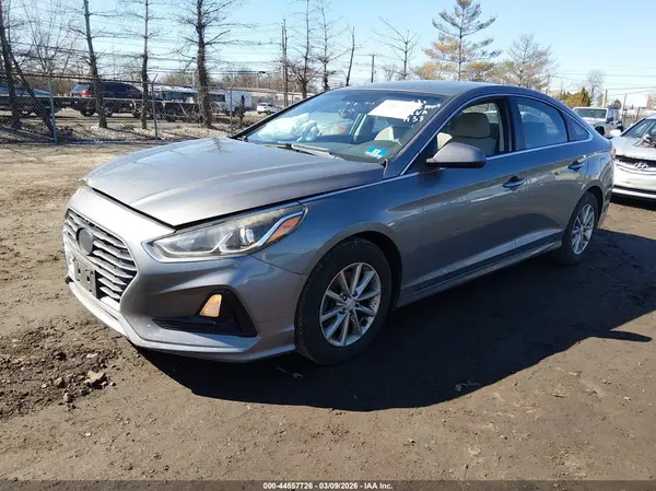 5NPE24AFXJH680195 2018 HYUNDAI SONATA - Image 2