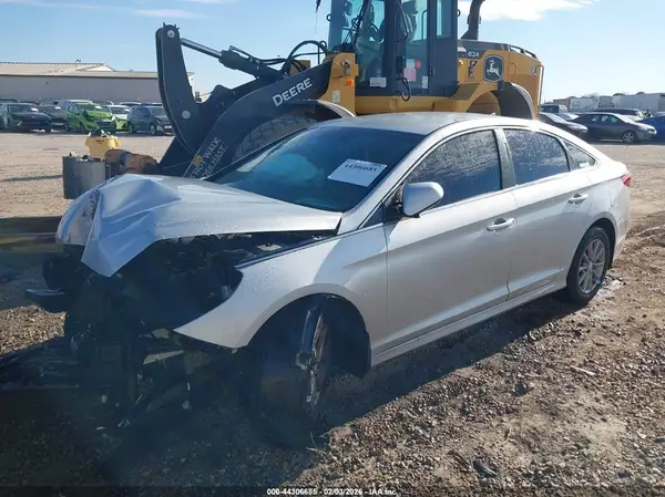5NPE24AFXJH680424 2018 HYUNDAI SONATA - Image 2