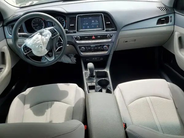 5NPE24AFXJH680584 2018 HYUNDAI SONATA - Image 8