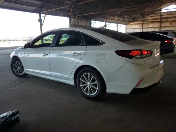 5NPE24AFXJH682030 2018 HYUNDAI SONATA - Image 2