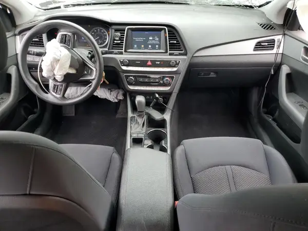 5NPE24AFXJH682318 2018 HYUNDAI SONATA - Image 8