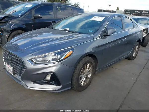 5NPE24AFXJH683310 2018 HYUNDAI SONATA - Image 2