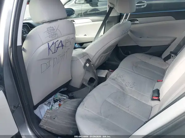 5NPE24AFXJH683310 2018 HYUNDAI SONATA - Image 8