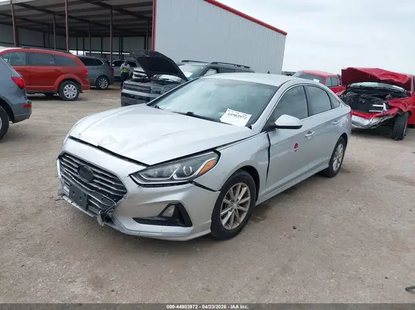 5NPE24AFXJH684652 2018 HYUNDAI SONATA - Image 2