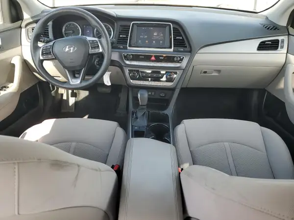 5NPE24AFXJH685655 2018 HYUNDAI SONATA - Image 8