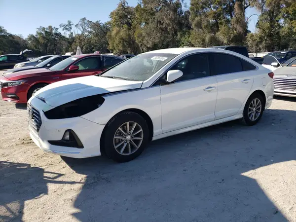 5NPE24AFXJH688698 2018 HYUNDAI SONATA - Image 1