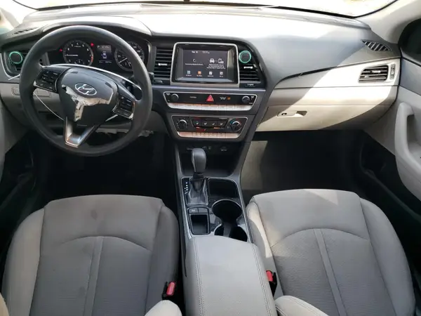 5NPE24AFXJH688698 2018 HYUNDAI SONATA - Image 8