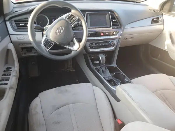 5NPE24AFXJH694629 2018 HYUNDAI SONATA - Image 8