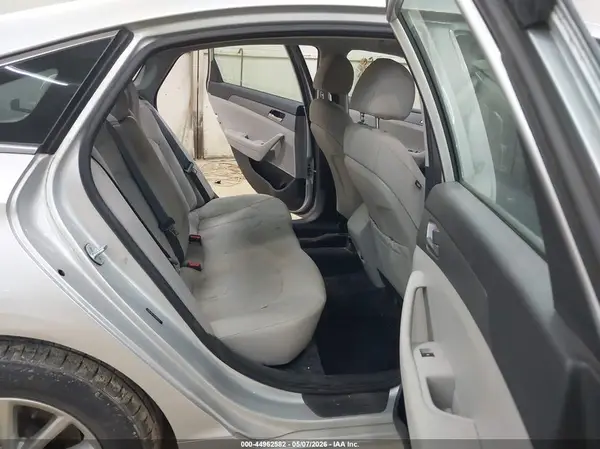 5NPE24AFXJH695151 2018 HYUNDAI SONATA - Image 8