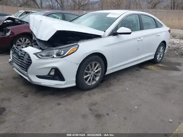 5NPE24AFXJH698843 2018 HYUNDAI SONATA - Image 2