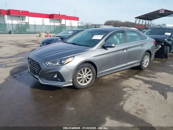 5NPE24AFXJH701272 2018 HYUNDAI SONATA - Image 2