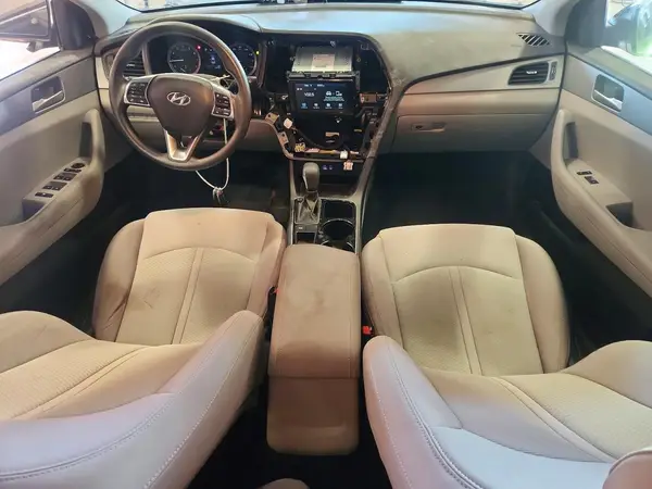 5NPE24AFXJH710070 2018 HYUNDAI SONATA - Image 8