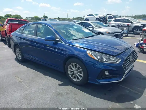 5NPE24AFXJH715351 2018 HYUNDAI SONATA - Image 1