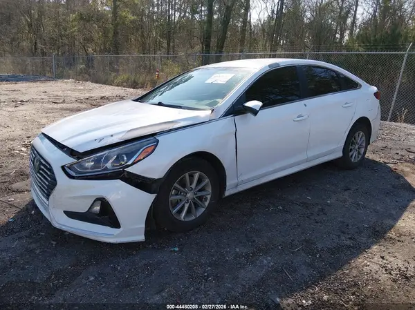 5NPE24AFXJH722235 2018 HYUNDAI SONATA - Image 2