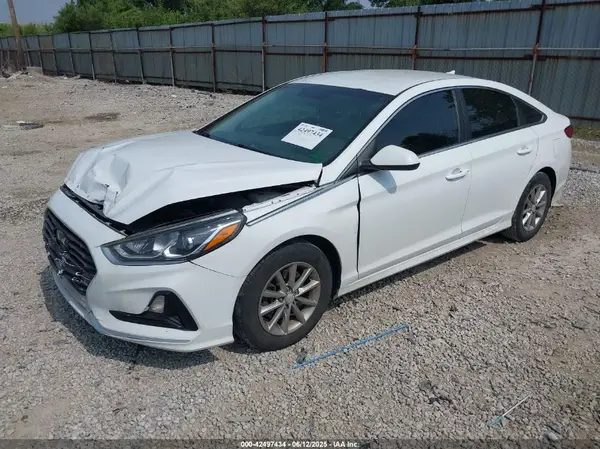 5NPE24AFXJH723269 2018 HYUNDAI SONATA - Image 2