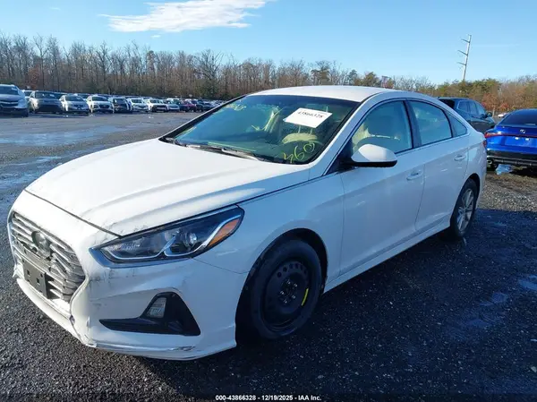 5NPE24AFXKH730563 2019 HYUNDAI SONATA - Image 2