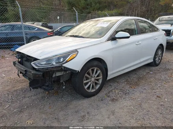 5NPE24AFXKH732166 2019 HYUNDAI SONATA - Image 2